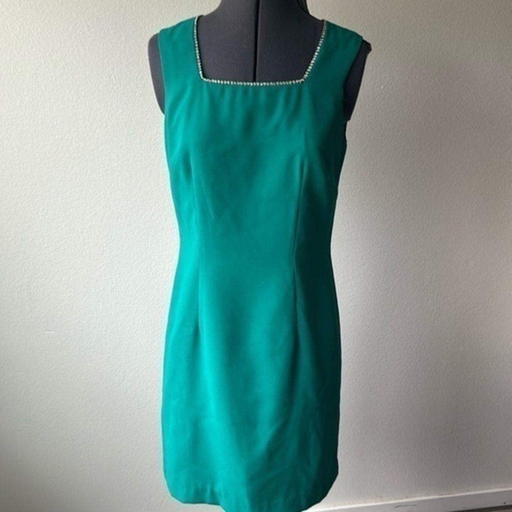 CDC dress turquoise green size 6 jeweled collar fitted evening special occasion